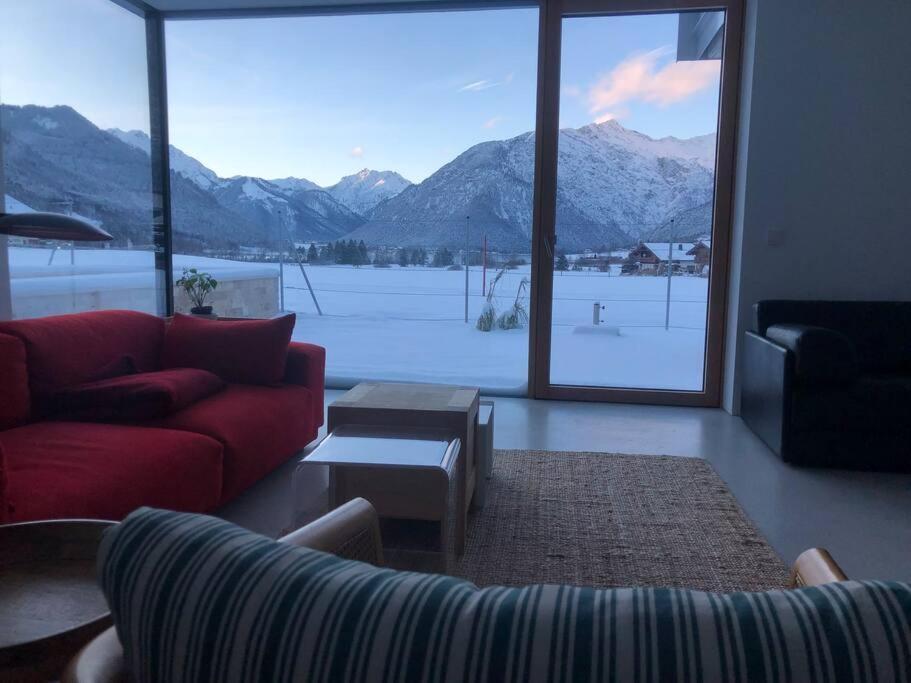 Urban Mountain Chalet With Lake View Maurach  Extérieur photo