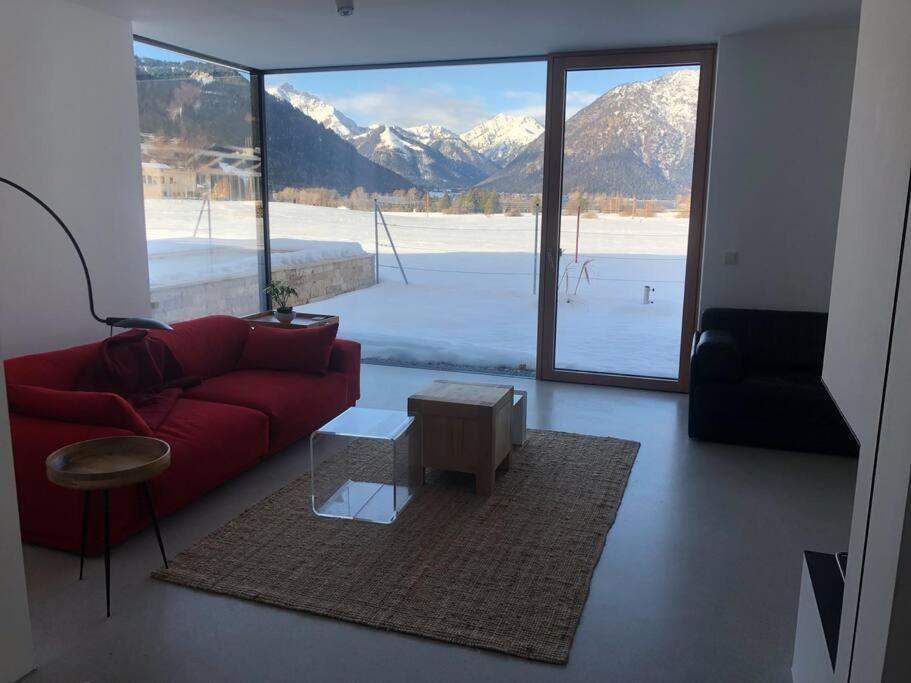 Urban Mountain Chalet With Lake View Maurach  Extérieur photo