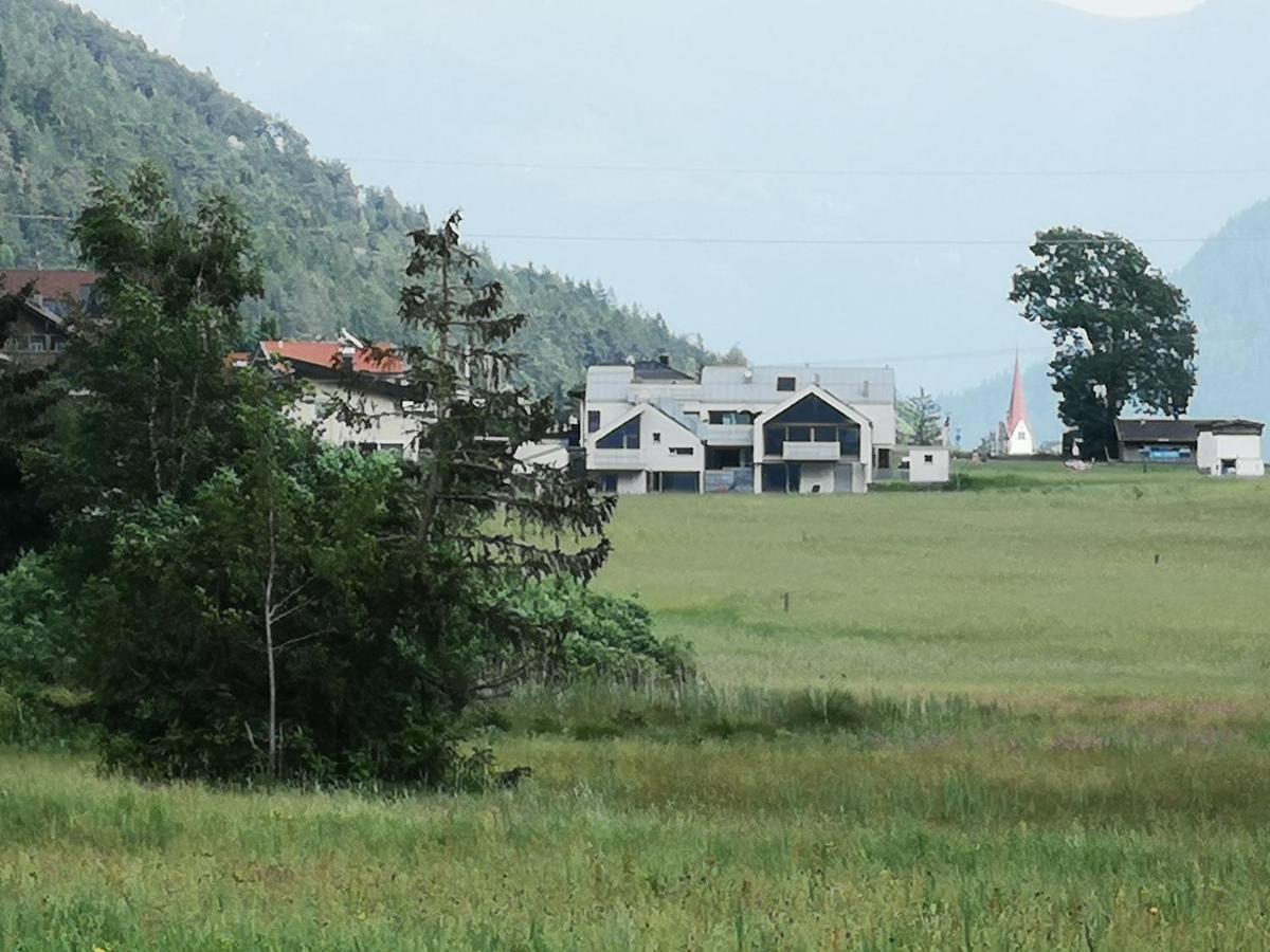 Urban Mountain Chalet With Lake View Maurach  Extérieur photo