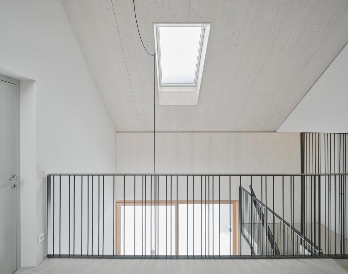 Urban Mountain Chalet With Lake View Maurach  Extérieur photo