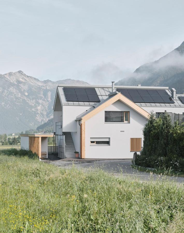 Urban Mountain Chalet With Lake View Maurach  Extérieur photo